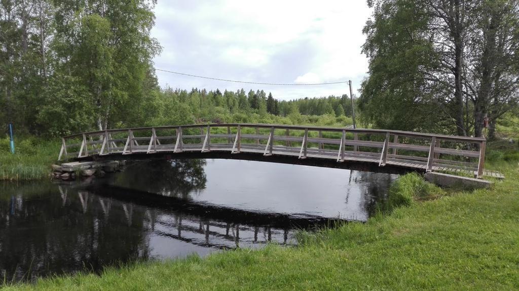 Maaseutuhotelli Hirvikoski Sykarainen Eksteriør billede